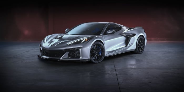 Check Out The 2026 Corvette ZR1X With 1250-Horses 