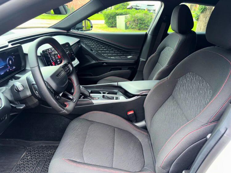 2026-dodge-charger-r-t-black-top-driver-seat-cloth