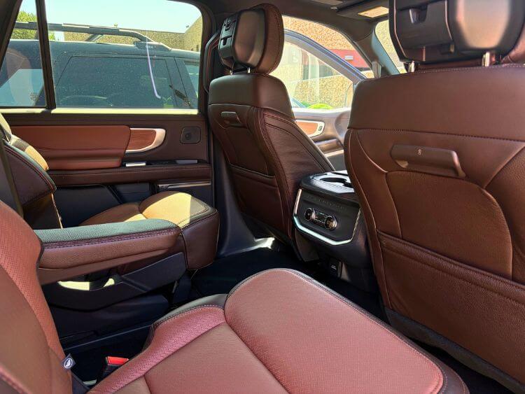 2026-ford-Expedition-Max King-Ranch-2nd-row-carpro