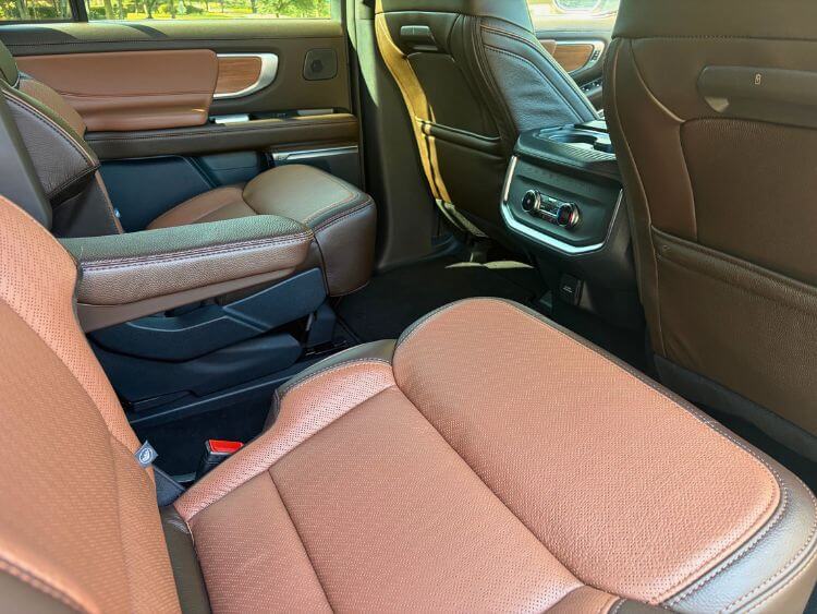 2026-ford-Expedition-Max King-Ranch-3nd-row-captains-carpro