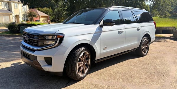 2026-ford-Expedition-Max King-Ranch-feature-3-carpro