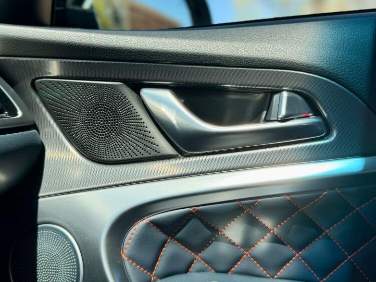 2026-genesis-g70-prestige-graphite-speaker-1-carpro.j