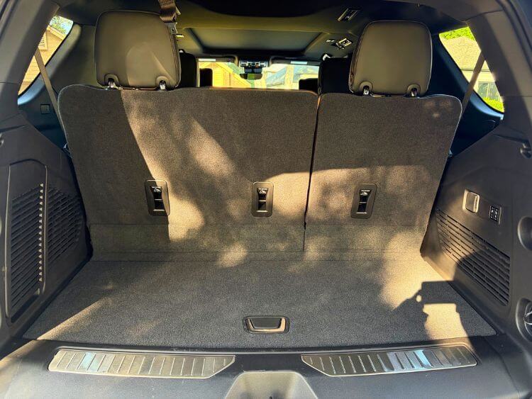 2026-gmc-yukon-denali-ultimate-cargo-area--carpro.
