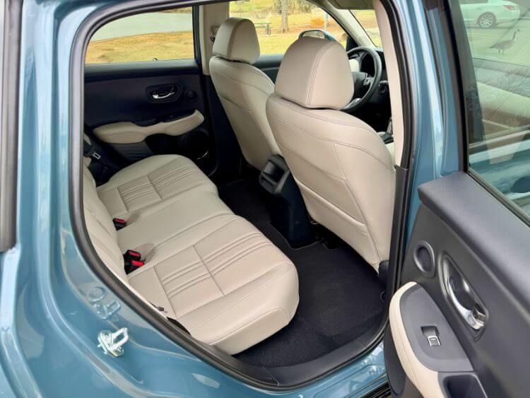 2026-honda-crv-ex-exterior-2nd-row-2-profile-