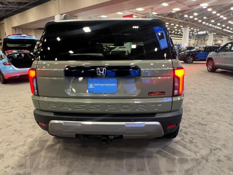 2026-honda-passport-tailend-carpro (1)