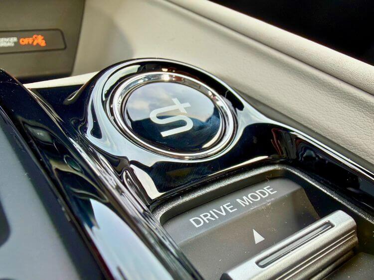 2026-honda-prelude-S_shift-button.