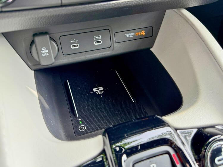 2026-honda-prelude-boost-blue-wireless-chargerjpg