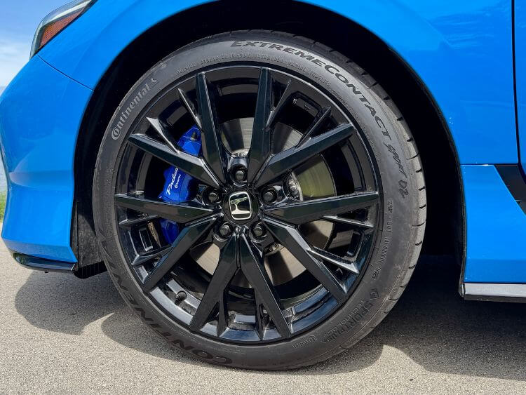2026-honda-prelude-close-up-19-inch-berlina-black-wheels-carpro
