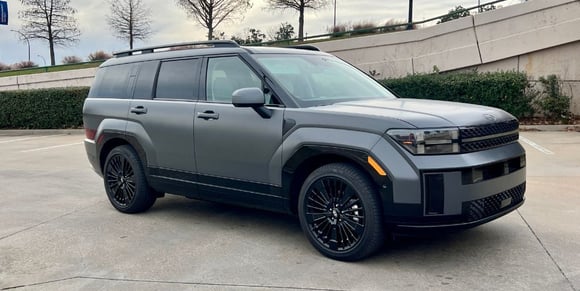 2026-hyunda-santa-fe-calligraphy-amy