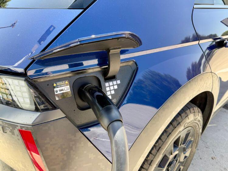 2026-hyundai-ioniq-5-xrt-charging-4-carpro