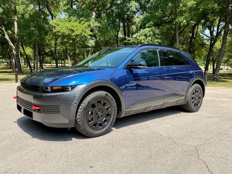 2026-hyundai-ioniq-5-xrt-exterior-5-carpro.