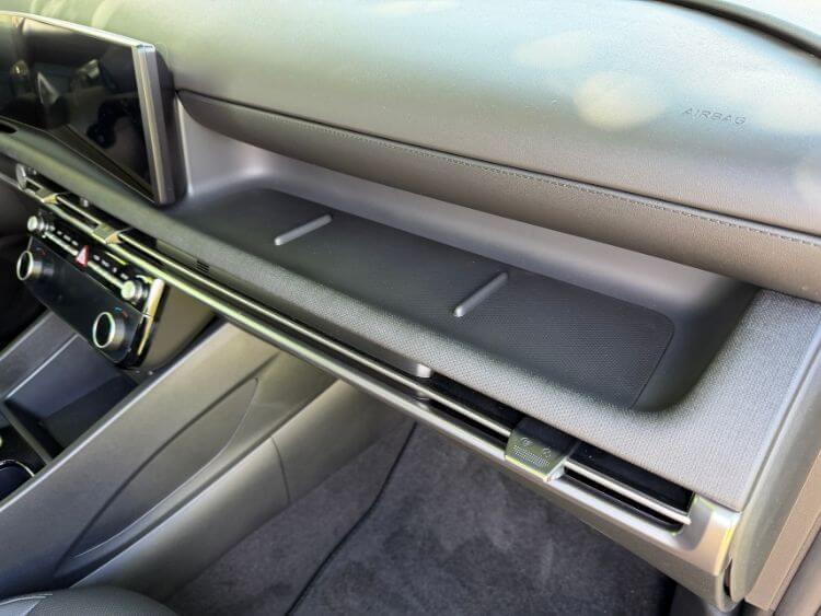 2026-hyundia-tucson-xrt-dash-tray-carpro