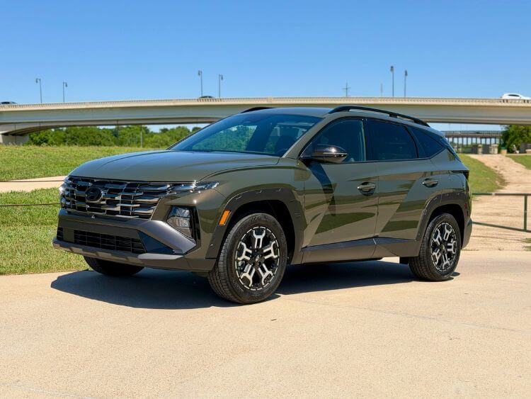 2026-hyundia-tucson-xrt-exterior02carpro