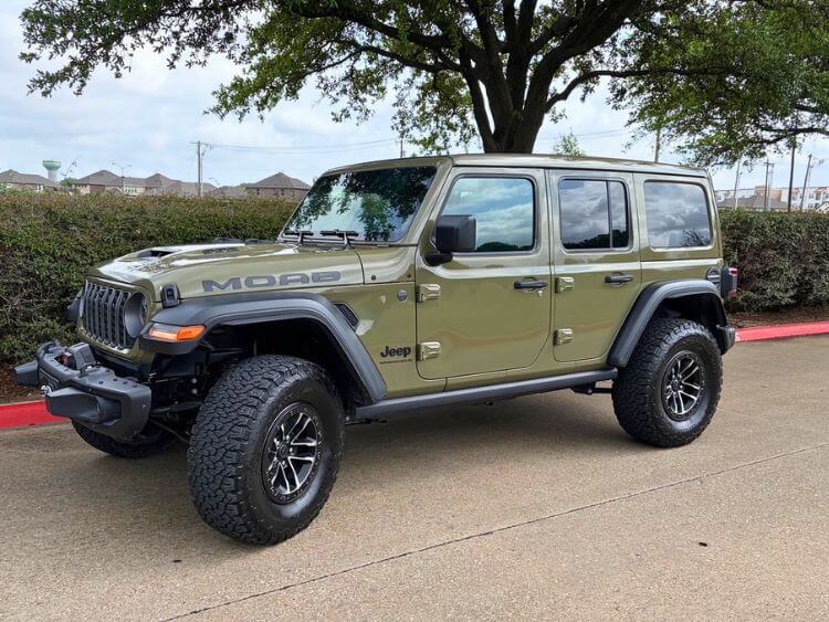 2026-jeep-wrangler-moab-392-exterior-2.