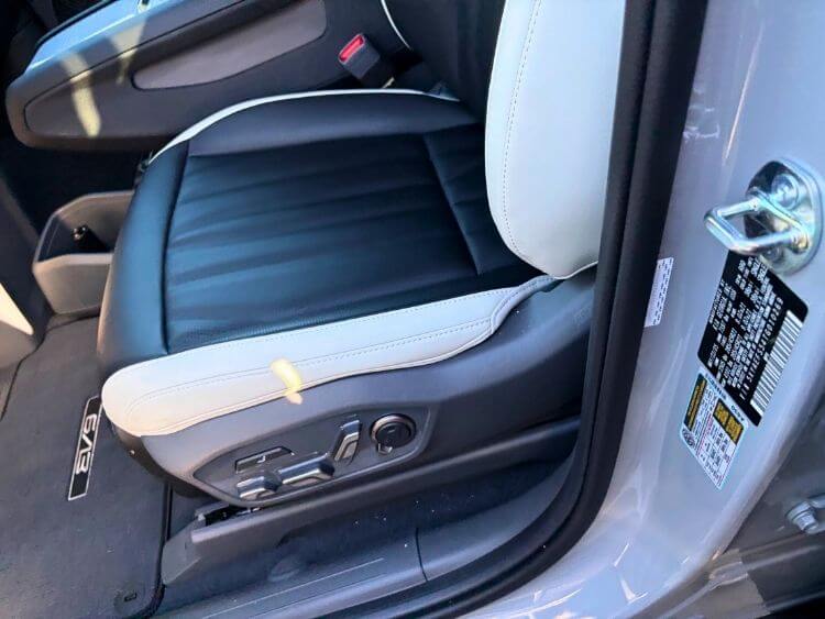 2026-kia-ev9-gt-line-interior-seatj
