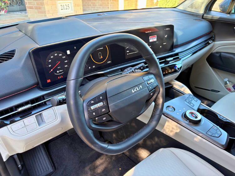 2026-kia-sportage-sx-prestige-hybrid-steering-wheel-hero