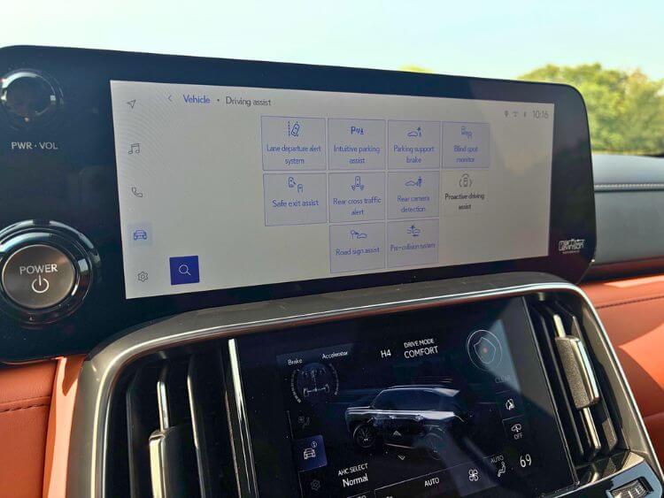 2026-lexus-lx-700h-adas-carpro