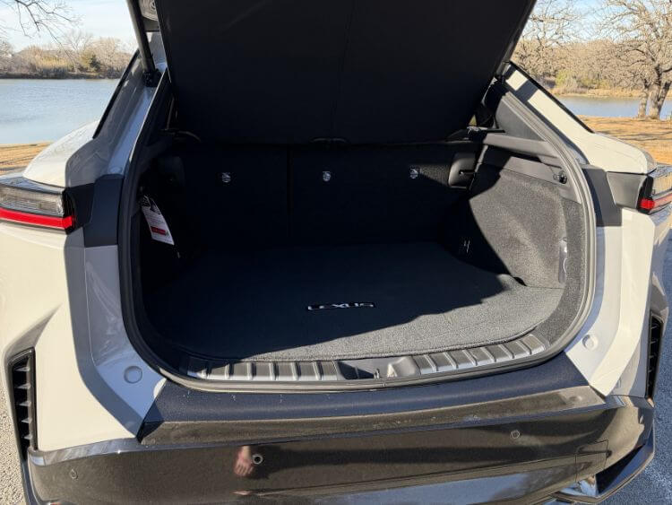 2026-lexus-rz-550ee-f-sport-cargo--carpro.