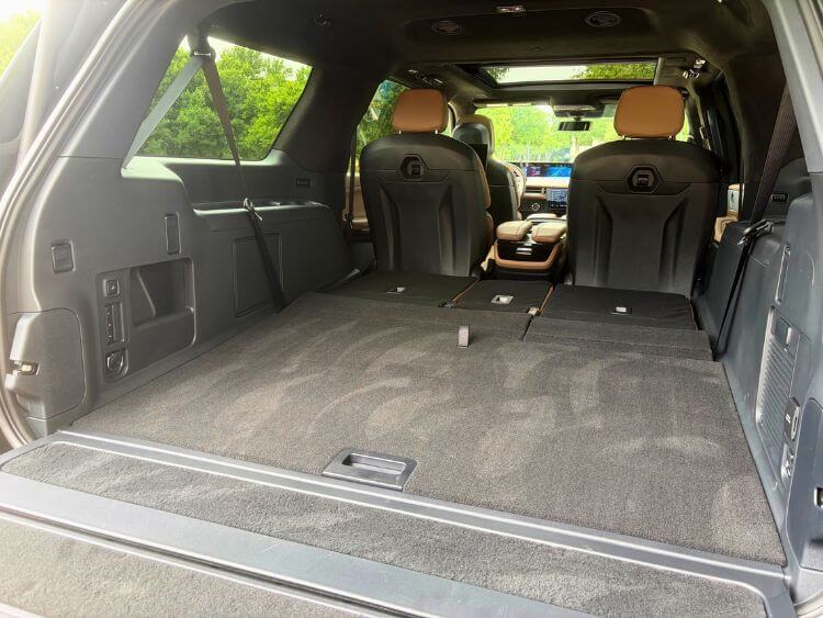 2026-lincoln-navigator-l-black-label-cargo-2-carpro