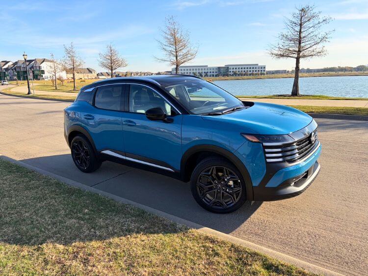 2026-nissan kicks-sr-1-carpro