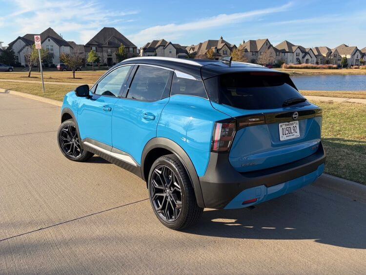 2026-nissan kicks-sr-3-carpro