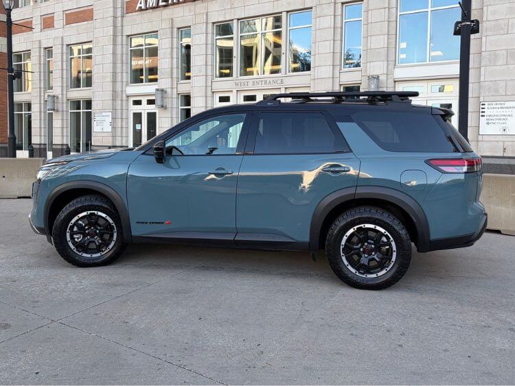 2026-nissan-pathfinder-rock-creek-profile-1-carpro-feature-3