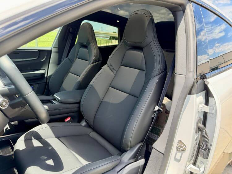 2026-polestar-4-dual-motor-pilot-1st-row-seats
