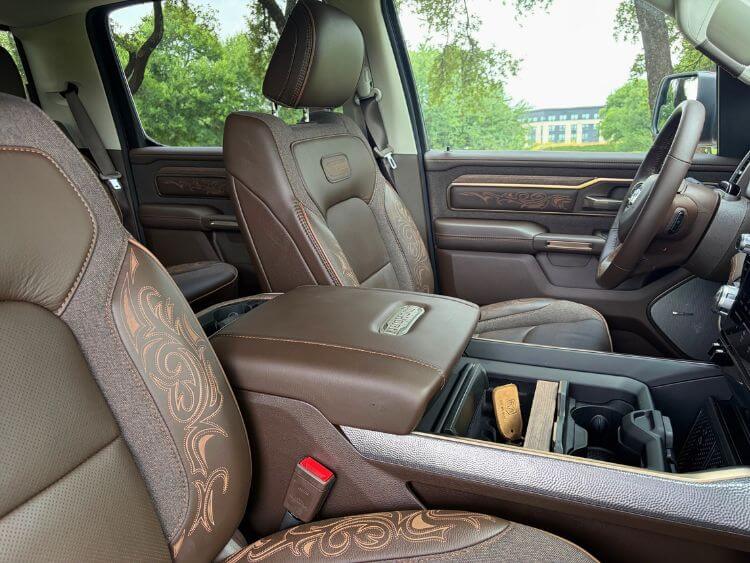 2026-ram-150longhorn-cabin-passenger-carpro.