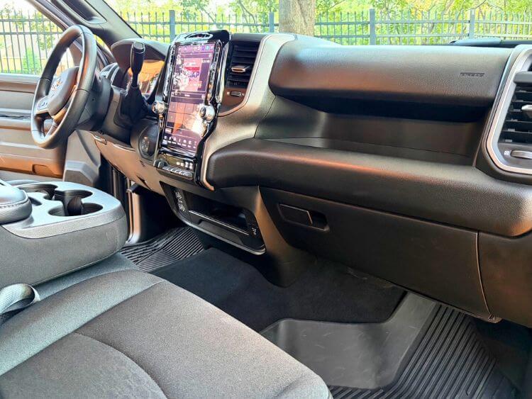 2026-ram-2500-warlock-front-row