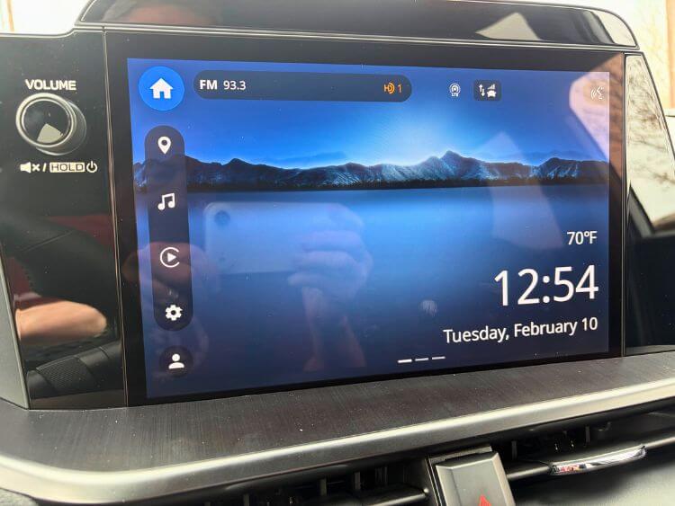 2026-subaru-outback-limited-12.3-display-1