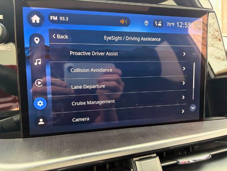 2026-subaru-outback-limited-safety-display-adas