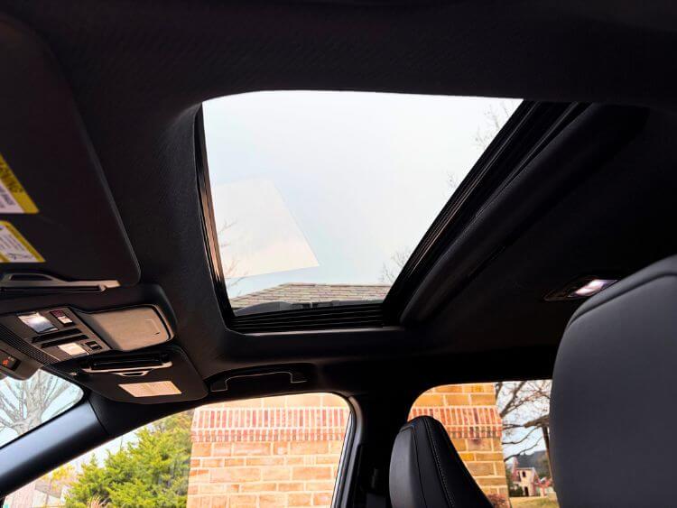 2026-subaru-outback-limited-sunroofjpg