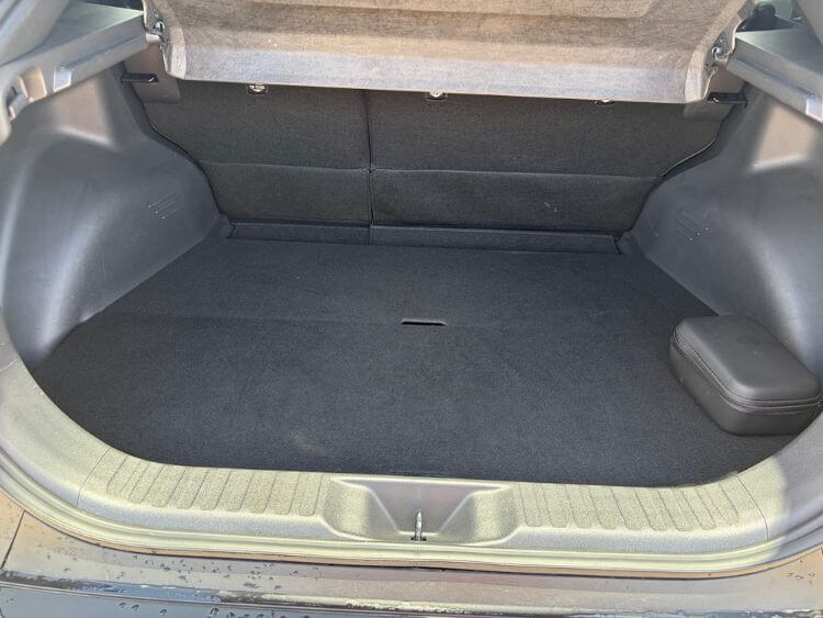 2026-subaru-uncharted-cargo-carpro