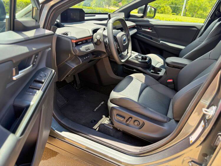 2026-subaru-uncharted-interior-wide-carpro