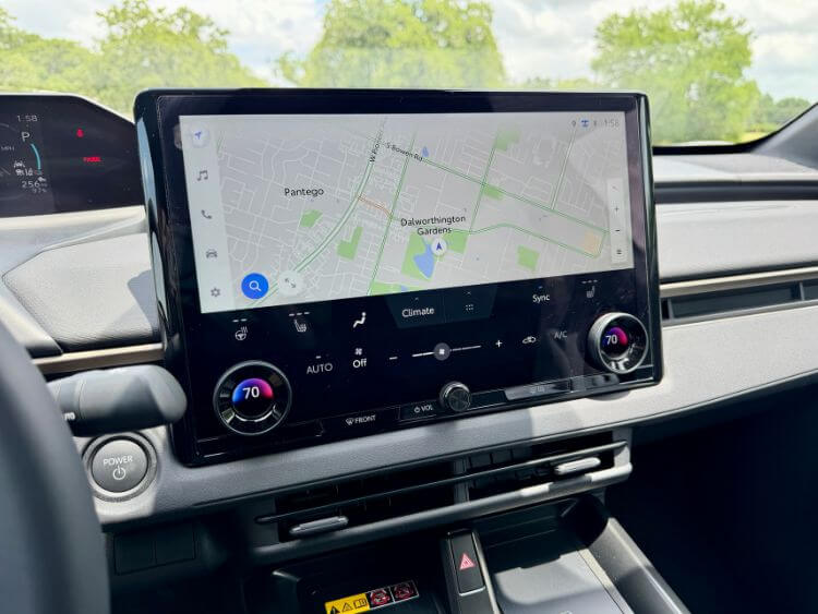 2026-toyota-bz-xle-plus-multimedia-nav-carpro