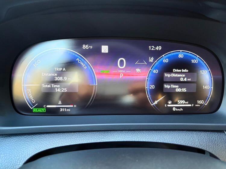 2026-toyota-crown-hybrid-nightshade-digital-display-2-carpro.