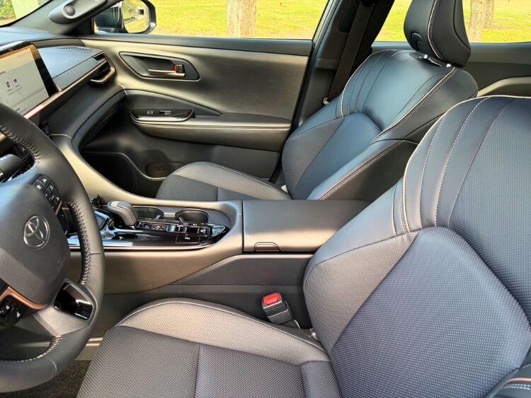 2026-toyota-crown-hybrid-nightshade-driver-seat-carpro.