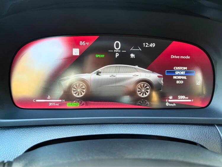2026-toyota-crown-hybrid-nightshade-sport-digital-display-carpro.