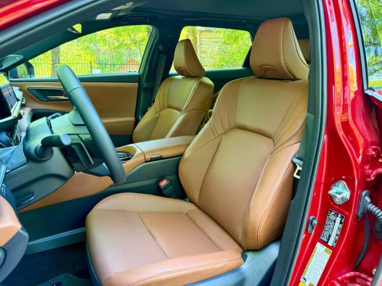 2026-toyota-crown-signia-limited-driver-seat-carpro.