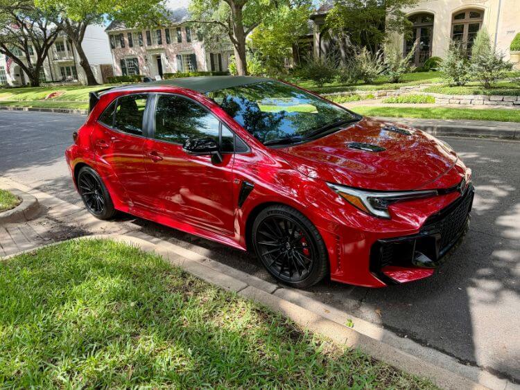 2026-toyota-gr-corolla-supersonic-red-3-carpro.jpg