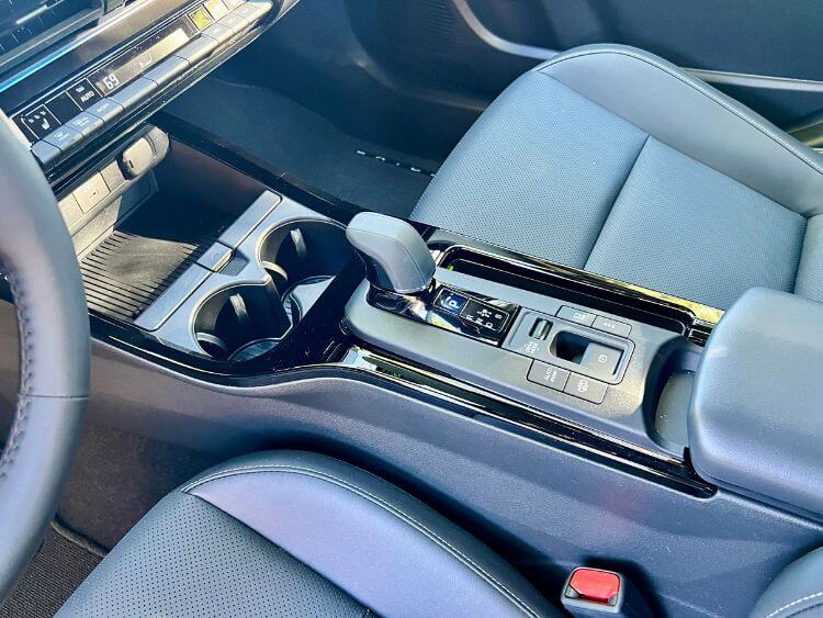 2026-toyota-prius-nightshade-phev-console-1-carpro.