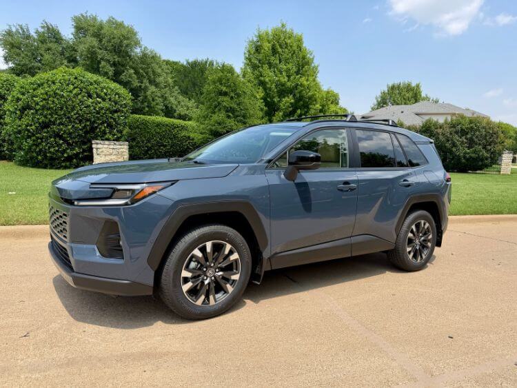 2026-toyota-rav4-limited-hero-exterior-0-carpro
