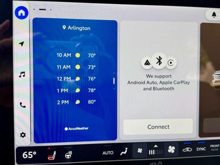 2026-toyota-rav4-limited-multiimedia-screen-arling