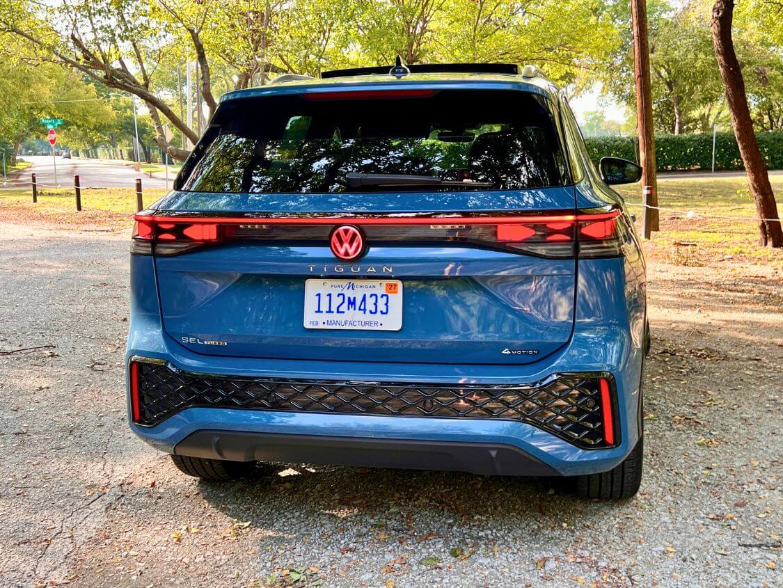 2026-vw-tiguan-turbo-tail-light-bar-carpro