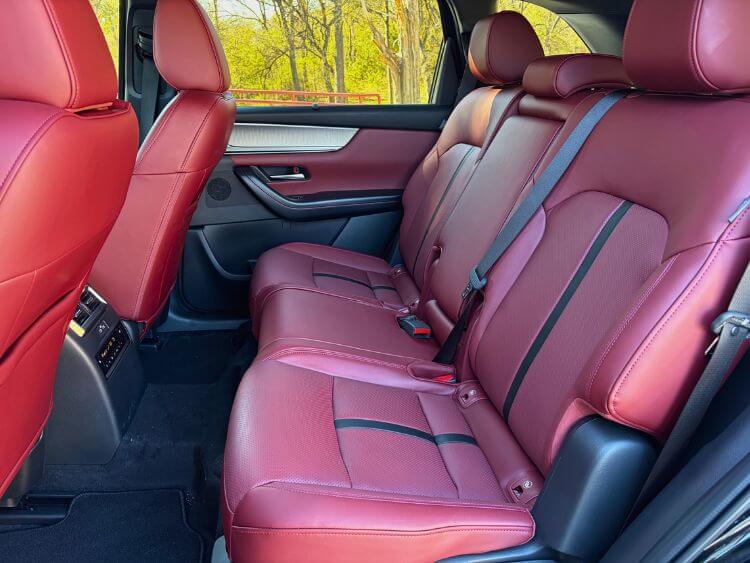 20260-Mazda-CX-70-3.3-Turbo-Premium-S-2nd-row