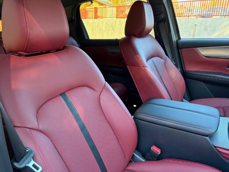 20260-Mazda-CX-70-3.3-Turbo-Premium-S-seat.