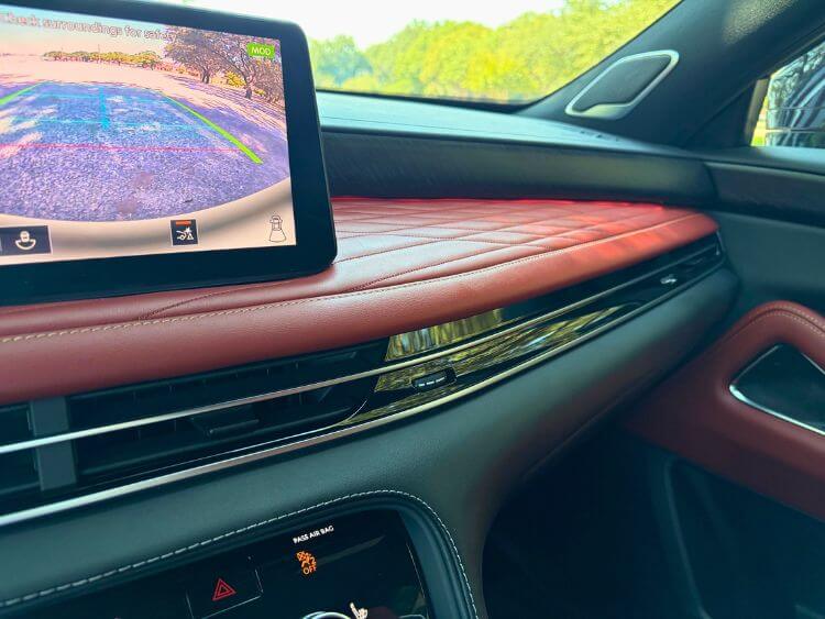 2027-Infiniti-QX65-autograph-dash-carpro
