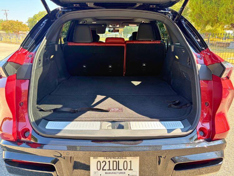 2027-Infiniti-QX65-cargo-space-carpro