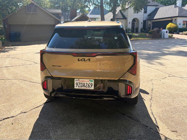 2027-Kia-Seltos-X-Line-SX-exterior-4-carpro