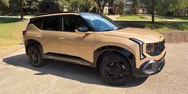 2027-Kia-Seltos-X-Line-SX-feature-carpro
